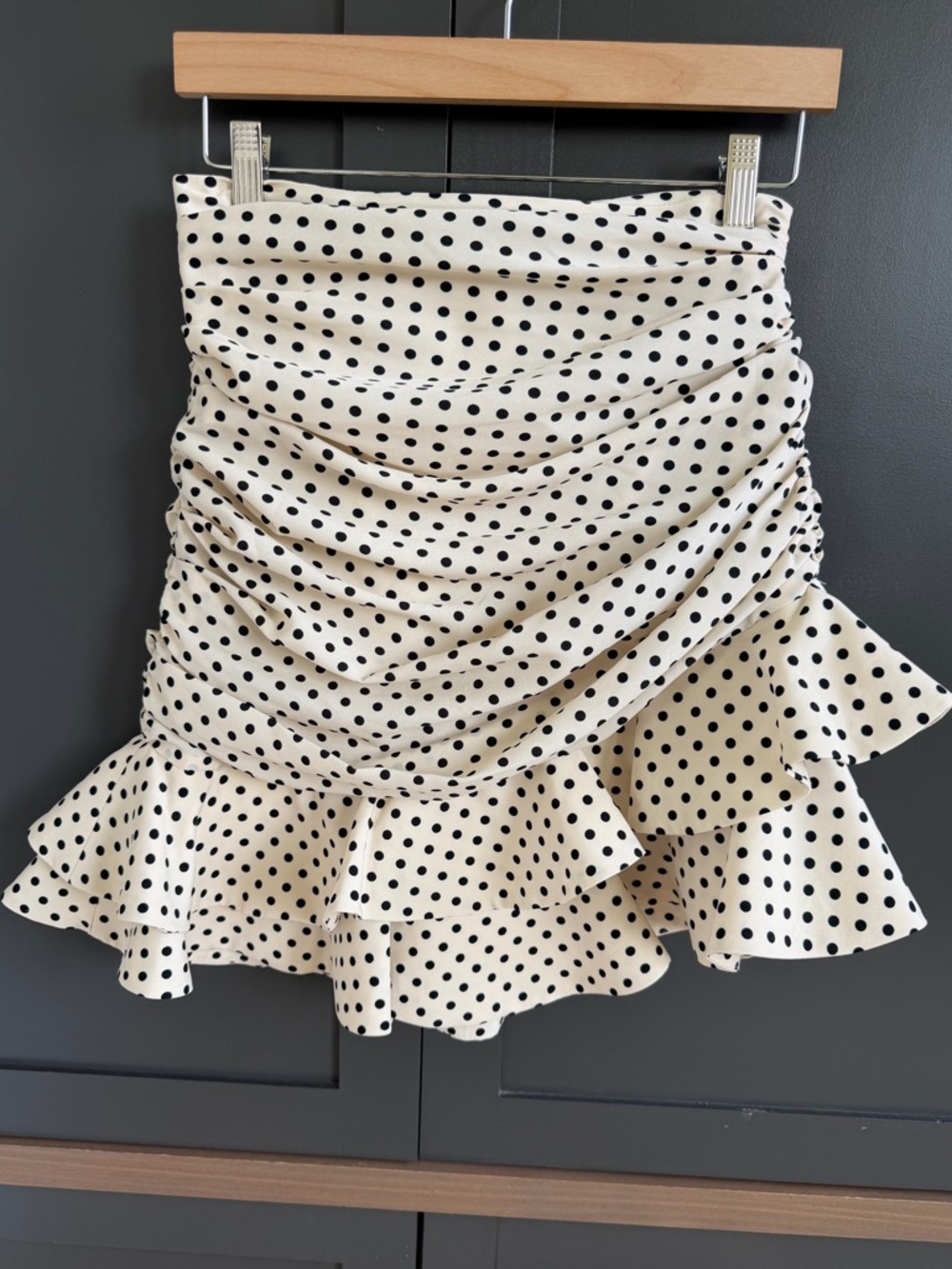 Zara Cream and Black Polka Dot Ruched Ruffle Mini Skirt | M - Picture 3 of 9